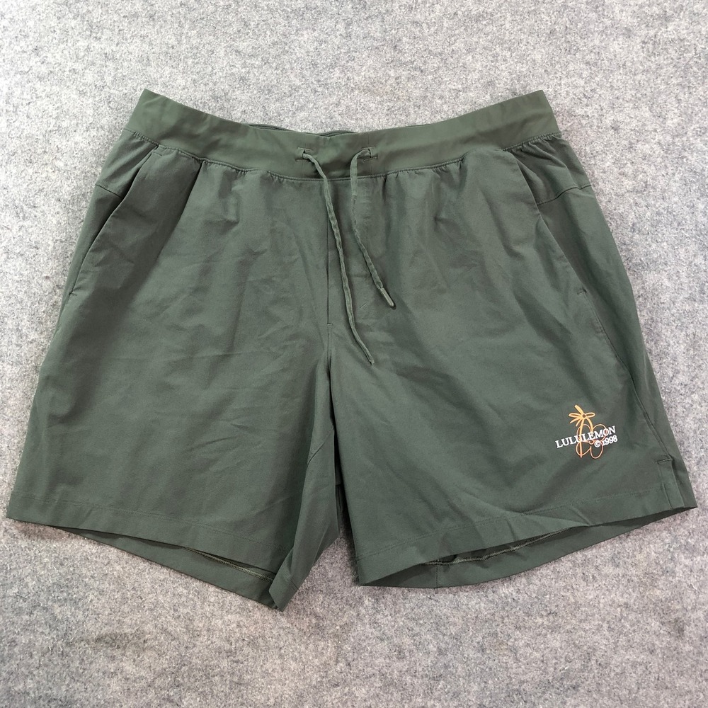 Lululemon Mens Activewear Shorts XL Dark Forest Green 7 Inch Inseam Graphic Logo